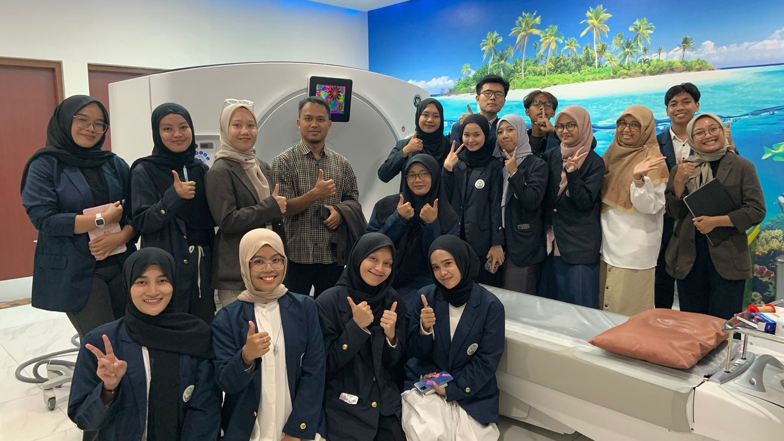 Kunjungan Industri Prodi Fisika ke RS Hasan Sadikin Bandung